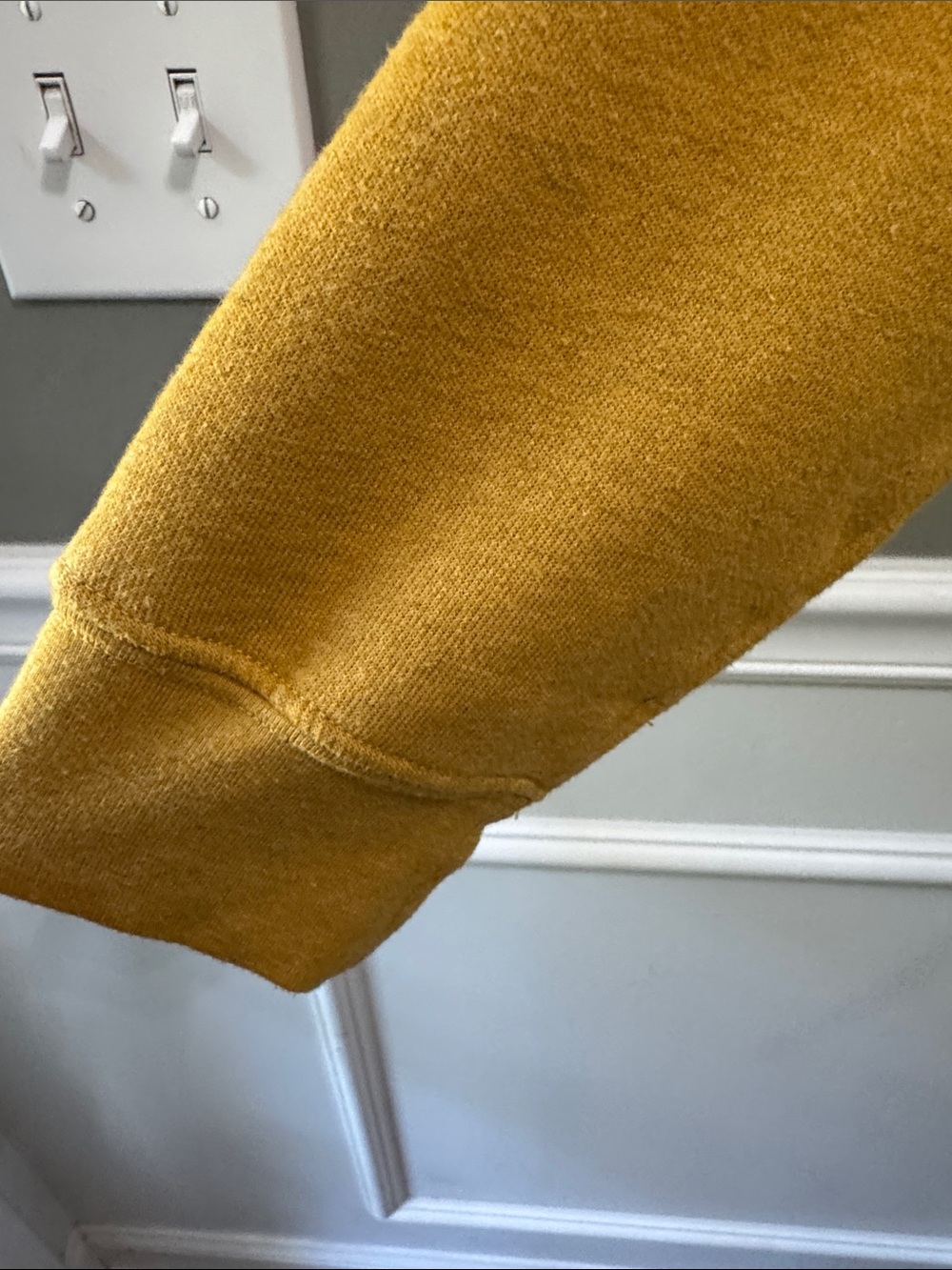 Mustard Yellow MAMA Crewneck Sweatshirt L soft - Picture 6 of 8